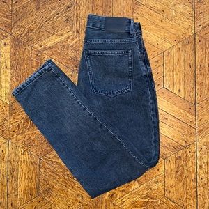 Everlane curvy 90s cheeky jean size 26 regular